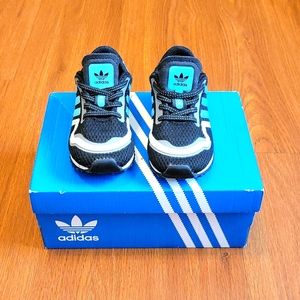 Toddler Adidas Tennis Shoes Size 6